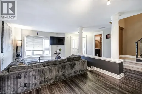 3 Waterford Crescent Stoney Creek ON L8E 4Z8