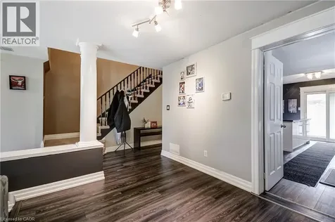 3 Waterford Crescent Stoney Creek ON L8E 4Z8