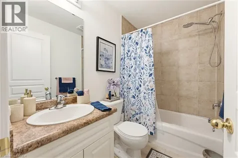 35 Cobblestone Drive Paris ON N3L 4G1