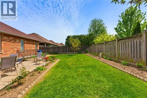 35 Cobblestone Drive Paris ON N3L 4G1