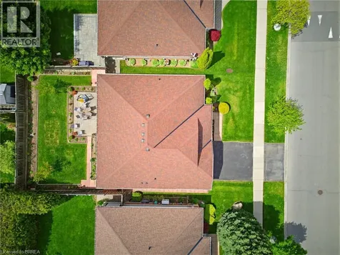 35 Cobblestone Drive Paris ON N3L 4G1