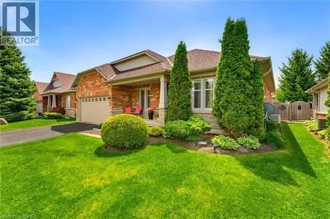 35 Cobblestone Drive Paris ON N3L 4G1