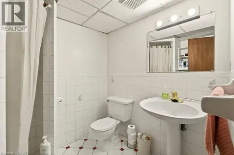 72 Gurnett Drive Hamilton ON L9C 7J8