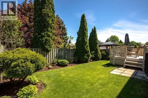 72 Gurnett Drive Hamilton ON L9C 7J8