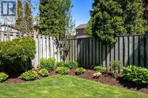 72 Gurnett Drive Hamilton ON L9C 7J8