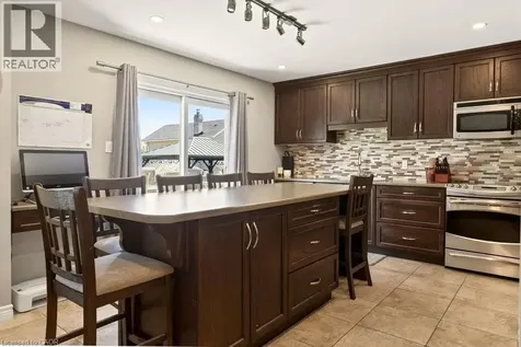 72 Gurnett Drive Hamilton ON L9C 7J8