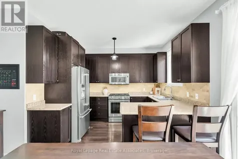 704 Cook Crescent Shelburne ON L9V 3V6