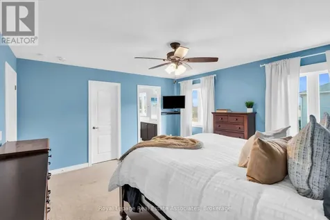 704 Cook Crescent Shelburne ON L9V 3V6