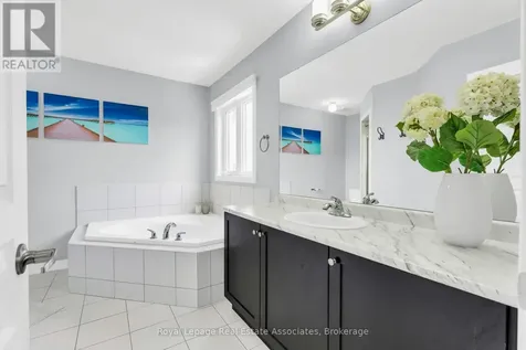704 Cook Crescent Shelburne ON L9V 3V6