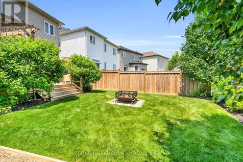 704 Cook Crescent Shelburne ON L9V 3V6