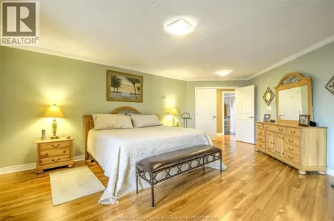 320 Village Grove Drive Tecumseh ON N8N 4X7