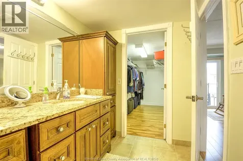 320 Village Grove Drive Tecumseh ON N8N 4X7