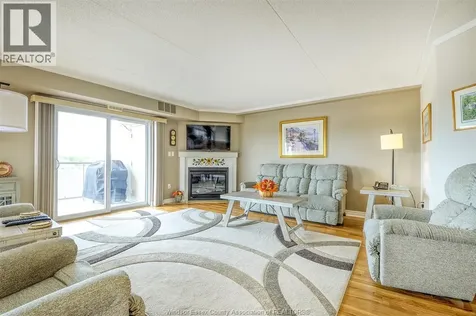 320 Village Grove Drive Tecumseh ON N8N 4X7