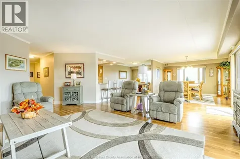 320 Village Grove Drive Tecumseh ON N8N 4X7