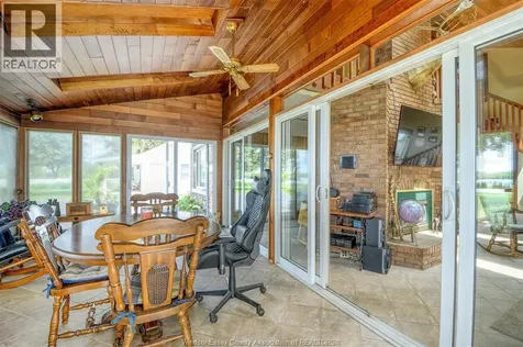 1047 Front Road South Amherstburg ON N9V 2M4