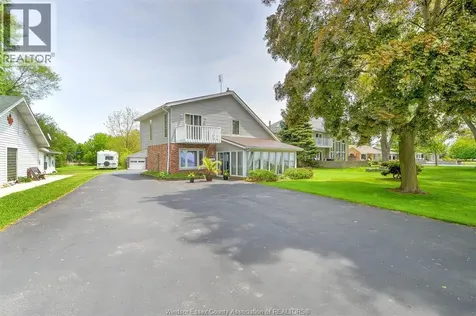 1047 Front Road South Amherstburg ON N9V 2M4