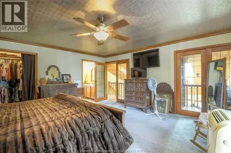 1047 Front Road South Amherstburg ON N9V 2M4
