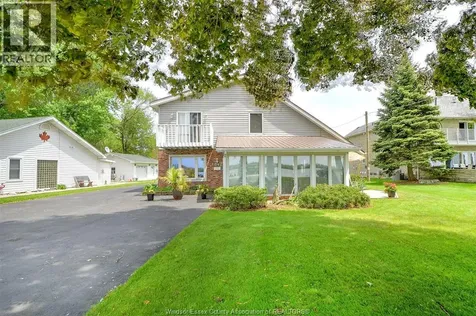 1047 Front Road South Amherstburg ON N9V 2M4
