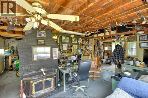 1047 Front Road South Amherstburg ON N9V 2M4