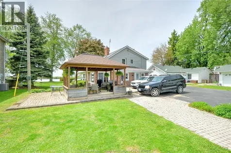 1047 Front Road South Amherstburg ON N9V 2M4