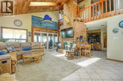 1047 Front Road South Amherstburg ON N9V 2M4
