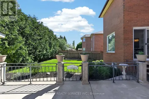 150 Royal Valley Drive Caledon ON L7C 1B3