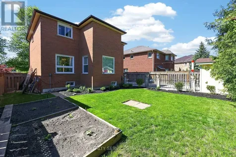 150 Royal Valley Drive Caledon ON L7C 1B3