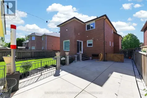 150 Royal Valley Drive Caledon ON L7C 1B3