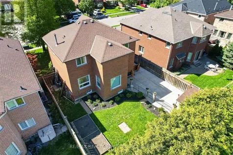 150 Royal Valley Drive Caledon ON L7C 1B3