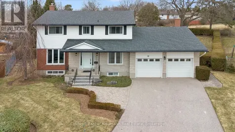 18 Carmine Place Guelph (victoria North) ON N1E 3V1
