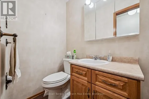 18 Carmine Place Guelph (victoria North) ON N1E 3V1