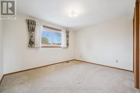 18 Carmine Place Guelph (victoria North) ON N1E 3V1