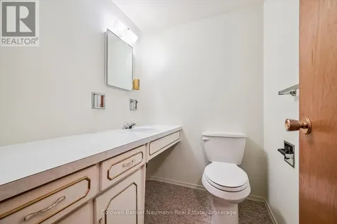 18 Carmine Place Guelph (victoria North) ON N1E 3V1