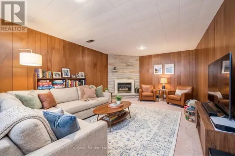 18 Carmine Place Guelph (victoria North) ON N1E 3V1