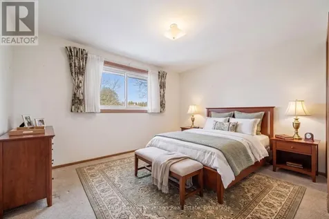18 Carmine Place Guelph (victoria North) ON N1E 3V1