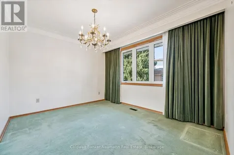 18 Carmine Place Guelph (victoria North) ON N1E 3V1