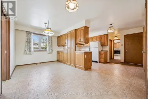 18 Carmine Place Guelph (victoria North) ON N1E 3V1