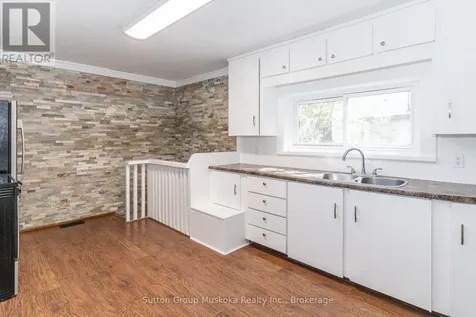 18 Susan Street West Huntsville ON P1H 1X4