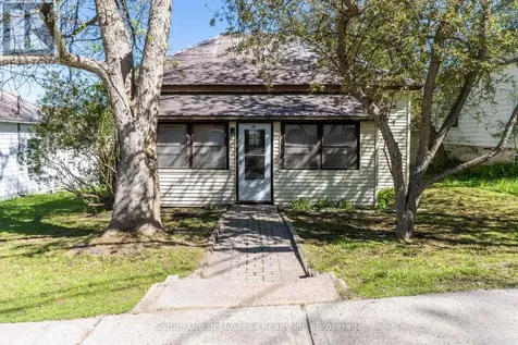 18 Susan Street West Huntsville ON P1H 1X4