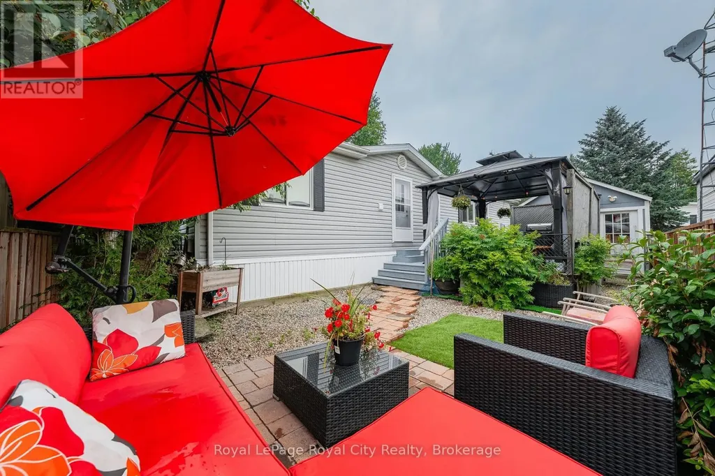 6 Water Street Puslinch ON N1H 6H9