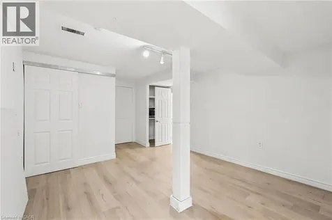 420 Elmwood Avenue Hamilton ON L9C 1T7