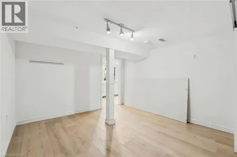 420 Elmwood Avenue Hamilton ON L9C 1T7