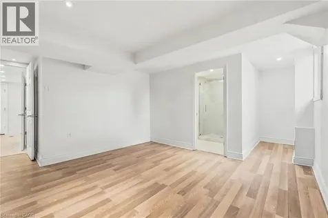420 Elmwood Avenue Hamilton ON L9C 1T7