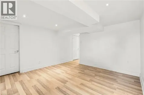 420 Elmwood Avenue Hamilton ON L9C 1T7