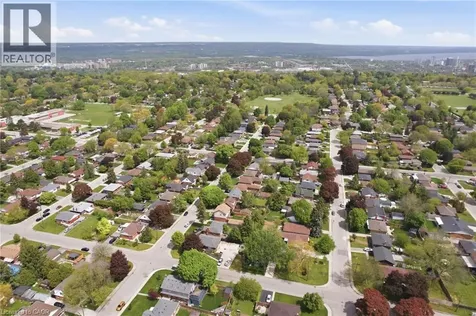 420 Elmwood Avenue Hamilton ON L9C 1T7