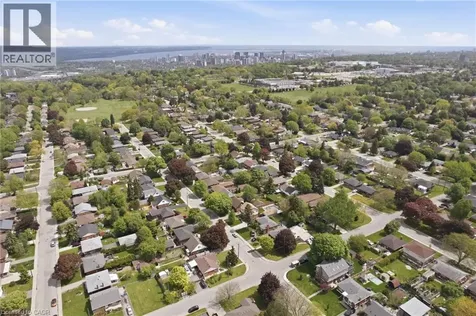 420 Elmwood Avenue Hamilton ON L9C 1T7