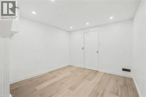 420 Elmwood Avenue Hamilton ON L9C 1T7