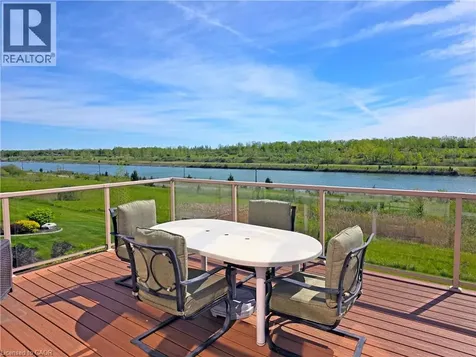 164 Galloway Trail Welland ON L3B 6G5