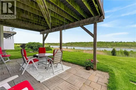 164 Galloway Trail Welland ON L3B 6G5
