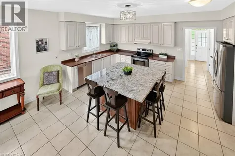 164 Galloway Trail Welland ON L3B 6G5